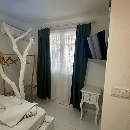 Hotel 1881 *