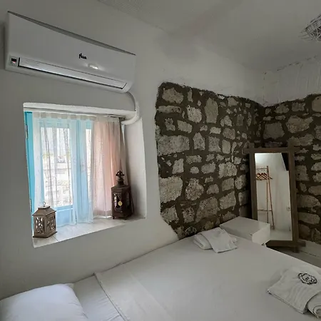 1881 * Alaçatı